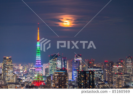 《Tokyo》 Tokyo city night view, full moon night 85160569