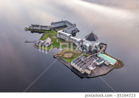 Power station producing energy on the banks of the River Foyle near Derry, Northern Ireland Power station producing energy on the banks of the River Foyle near Derry, Northern Ireland 85164723
