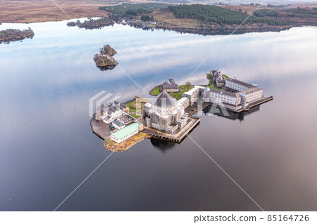 Power station producing energy on the banks of the River Foyle near Derry, Northern Ireland 85164726