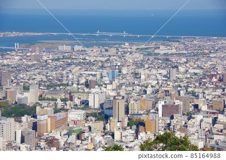 從德島縣美山眺望德島市和和歌山 從德島縣美山眺望德島市和和歌山 85164988