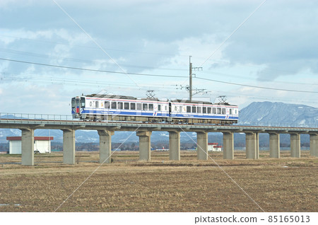 Hokuetsu Express Hokuhoku Line Saigata-Kubiki Hokuetsu Express HK100-7 + HK100-6 Hokuetsu Express Hokuhoku Line Saigata-Kubiki Hokuetsu Express HK100-7 + HK100-6 85165013