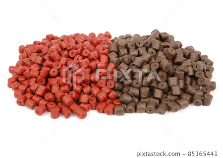 Pre-drilled halibut pellets Pre-drilled halibut pellets 85165441