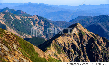 谷川山脈、惠比壽大黑頭和深秋山脈 85170372