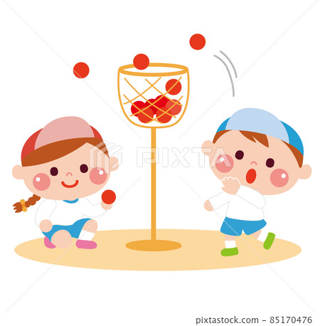 孩子們在運動會上放球的插圖素材 85170476