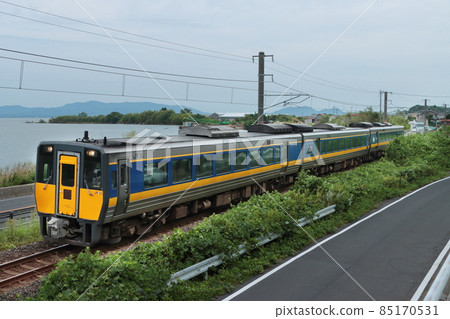 疾馳在山陰本線上的KIHA187型柴油列車「超級隱岐、超級松風」_照片拍攝於2021年8月11日 85170531