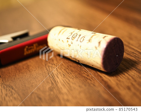 Cork sommelier knife 85170543