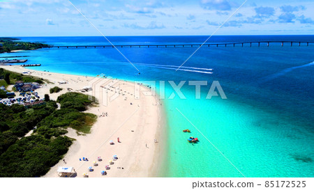 Aerial view of Yonaha Maehama on Miyakojima 85172525