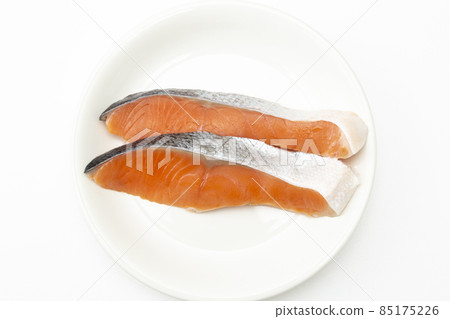 三文魚片白色背景 三文魚片白色背景 85175226
