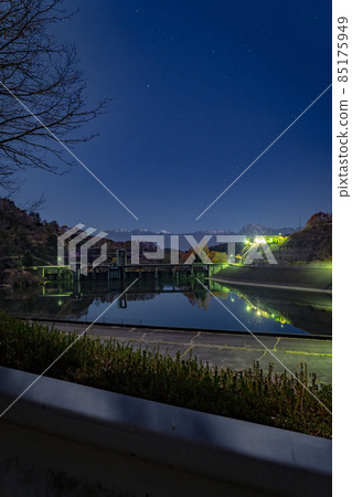 Night view of Daimon Dam in late autumn Night view of Daimon Dam in late autumn 85175949
