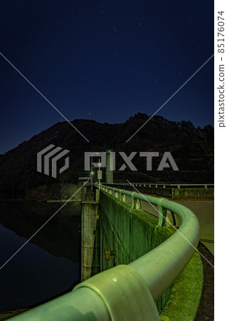 Night view of Daimon Dam in late autumn Night view of Daimon Dam in late autumn 85176074