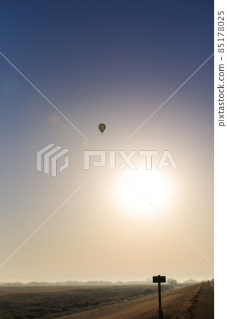 Balloon overlooking the Watarase Retarding Ground that straddles the four prefectures of Tochigi, Gunma, Saitama, and Ibaraki [taken from the Tochigi prefecture side] 85178025