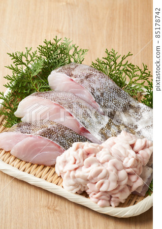 Pacific cod fillet and milt 85178742