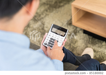 有計算器的人手身體部位 有計算器的人手身體部位 85180002