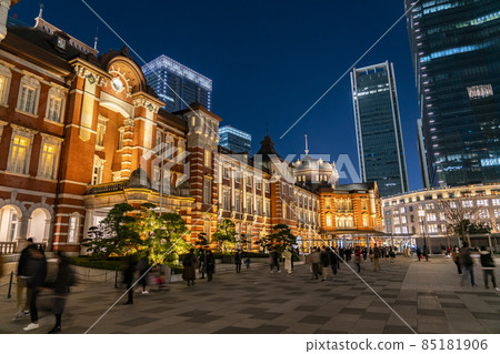[Tokyo] Illuminated night view of Tokyo Station 85181906