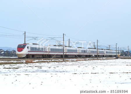 北陸本線 福岡·伊魯木 JR西北越特快N01+W14編隊（金澤）白鷹 85189394