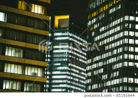 Business image Night view of office buildings 85191644