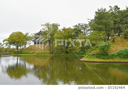 Takada Castle Mie turret seen from Ninomaru 85192464