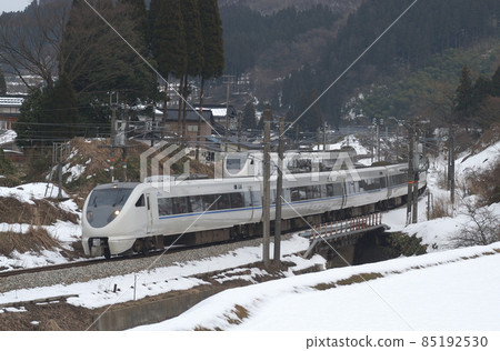 北陸本線 Isurugi-Kurikara JR West 683 Series T22 Organization (Kanazawa) 雷鳥 85192530