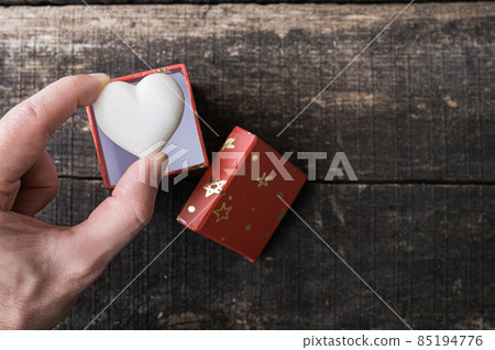 Conceptual image of romance and valentines day Conceptual image of romance and valentines day 85194776