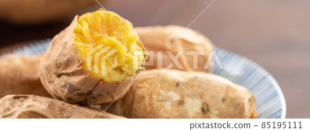 烤地瓜 烤番薯 台灣 小吃 Roasted sweet potato 焼き芋 焼きいも 85195111