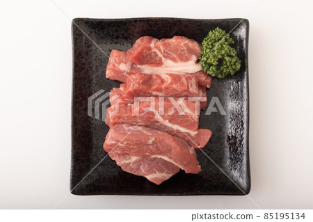 Raw lamb shoulder loin for grilled meat from Australia 85195134