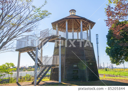 Minumamotoiri Park Observatory Autumn scenery 85205844