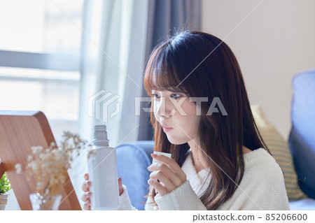 Female mouthwash with mouthwash Female mouthwash with mouthwash 85206600