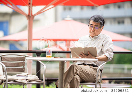 高級男性戶外假期 85206881