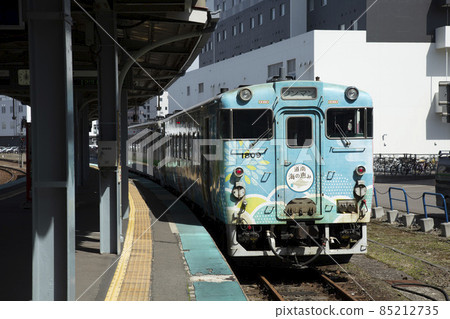 [特輯] JR 北海道 Kiha 40 系列包裹列車“道南海祝福” 85212735