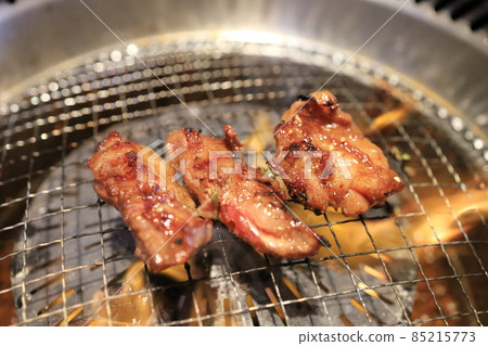 黑毛和牛牛肉烤肉 黑毛和牛牛肉烤肉 85215773