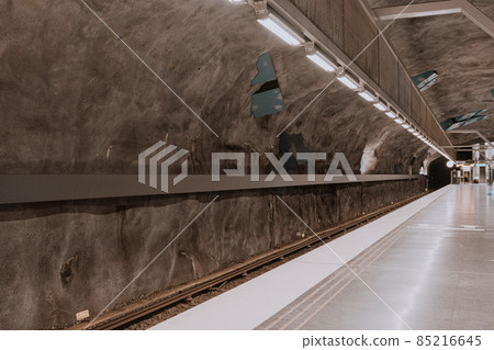 Modern urban underground transport station 85216645