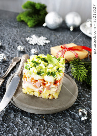 Salad Olivier. Russian traditional salad. salad with chicken and vegetables 85218527