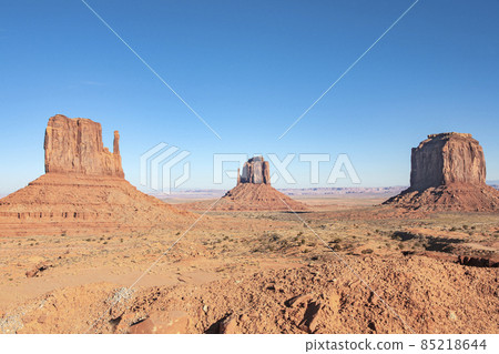 紀念碑谷奇怪的岩石 85218644