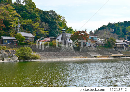 上知港川湊燈塔 長良川美濃市 上知港川湊燈塔 長良川美濃市 85218742