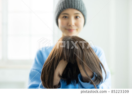 Medical wig image Medical wig image 85223109