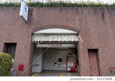 Near Keage Station on the Kyoto Municipal Subway Tozai Line 85223886