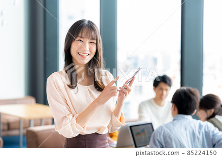 大學生 85224150