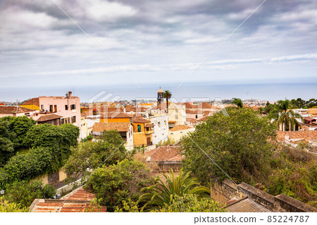 View of the rooftops of La Orotava on a cloudy day, Tenerife View of the rooftops of La Orotava on a cloudy day, Tenerife 85224787