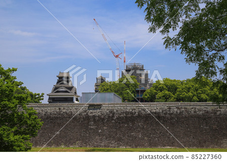 重建中的熊本城 85227360