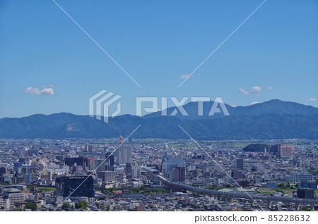 從福井市八幡山展望台眺望中心 從福井市八幡山展望台眺望中心 85228632