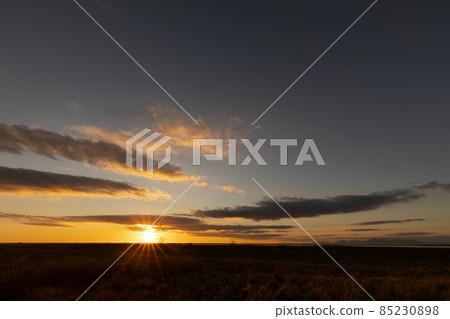 在Noshima半島的日落 85230898