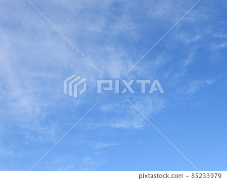 Blue sky 85233979