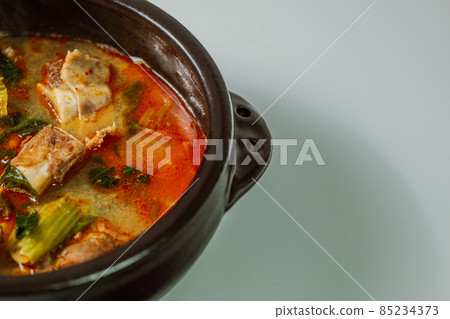 韓國食品紅牛肋骨排骨湯菜 韓國食品紅牛肋骨排骨湯菜 85234373