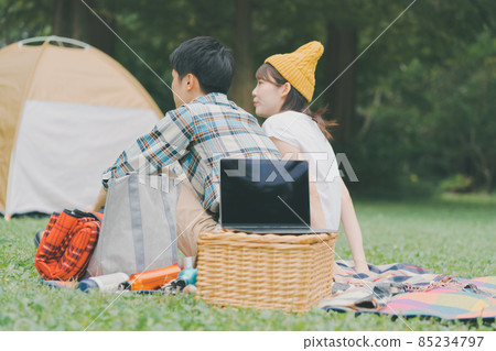 夫婦 情侶 情人 85234797