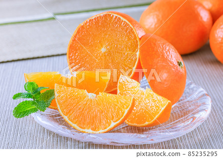 成熟的深紅色 成熟的深紅色 85235295