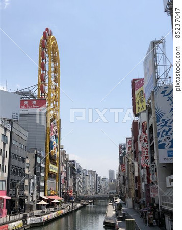 Scenery of Dotombori at the time of self-restraint from going out unnecessarily due to corona Scenery of Dotombori at the time of self-restraint from going out unnecessarily due to corona 85237047