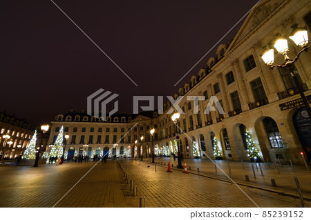 Place Vendome with Christmas decorations, Paris, France, taken on December 19, 2021 85239152