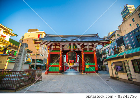 淺草雷門清晨的風景 85243750