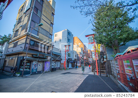 淺草雷門清晨的風景 淺草雷門清晨的風景 85243784