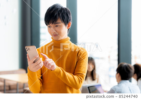 大學生 85244740
